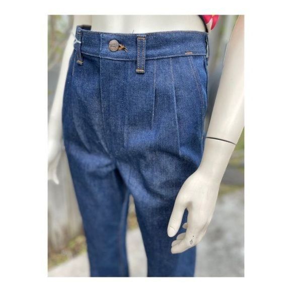 1970s Wrangler High Waist Denim Jeans Pleat front Straight leg Dark Wash 30x36 - Picture 9 of 13
